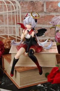 Descubre el apasionante mundo de Estatua V Singer Luo Tianyi Fallen Angel.