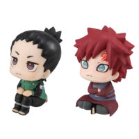 Descubre el apasionante mundo de Estatuas Look Up Shikamaru y Gaara set.