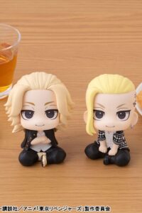 Descubre el apasionante mundo de Estatuas Sano Manjiro y Ryuguji Ken set.