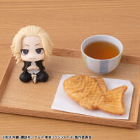 Descubre el apasionante mundo de Estatuas Sano Manjiro y Ryuguji Ken set.