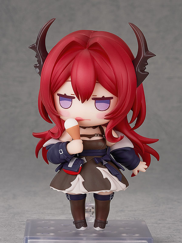 Descubre el apasionante mundo de Figura Arknights Nendoroid Surtr 10 cm.