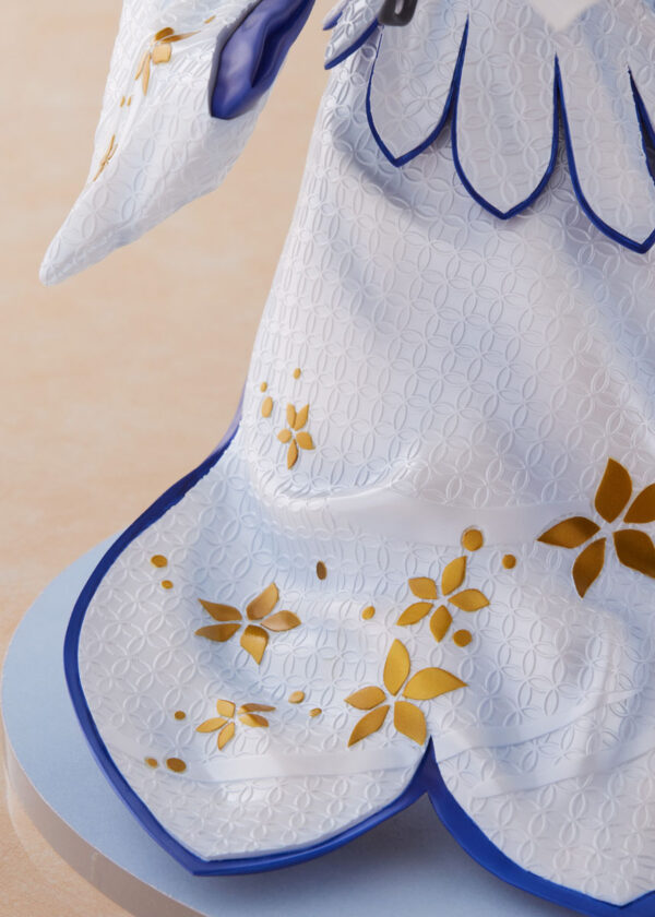 Descubre el apasionante mundo de Estatua DanMachi Hestia Shiromuku.