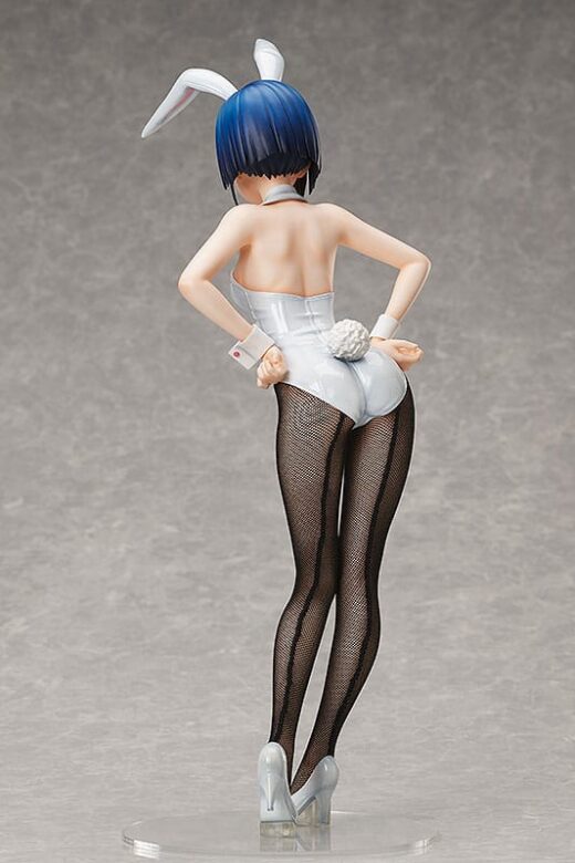 Descubre el apasionante mundo de Estatua Darling in the Franxx Ichigo Bunny.