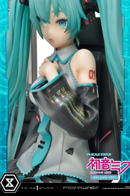 Descubre el apasionante mundo de Estatua Hatsune Miku by neco Deluxe Bonus.