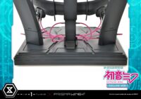 Descubre el apasionante mundo de Estatua Hatsune Miku by neco Deluxe Bonus.