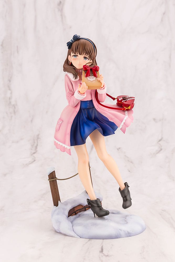 Descubre el apasionante mundo de Estatua Idolmaster Mayu Sakuma off stage.