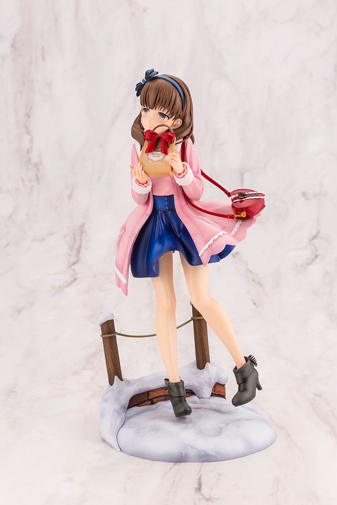 Descubre el apasionante mundo de Estatua Idolmaster Mayu Sakuma off stage.