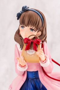 Descubre el apasionante mundo de Estatua Idolmaster Mayu Sakuma off stage.