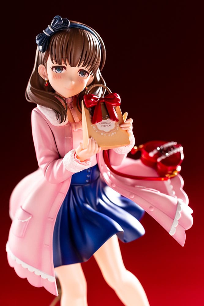 Descubre el apasionante mundo de Estatua Idolmaster Mayu Sakuma off stage.