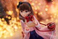 Descubre el apasionante mundo de Estatua Idolmaster Mayu Sakuma off stage.