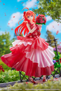 Descubre el apasionante mundo de Estatua Itsuki Nakano Floral Dress Version.
