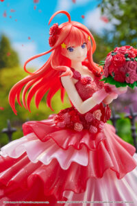Descubre el apasionante mundo de Estatua Itsuki Nakano Floral Dress Version.