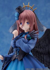 Descubre el apasionante mundo de Estatua Miku Nakano Fallen Angel Version.