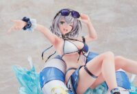 Descubre el apasionante mundo de Estatua Shirogane Noel Swimsuit Version.