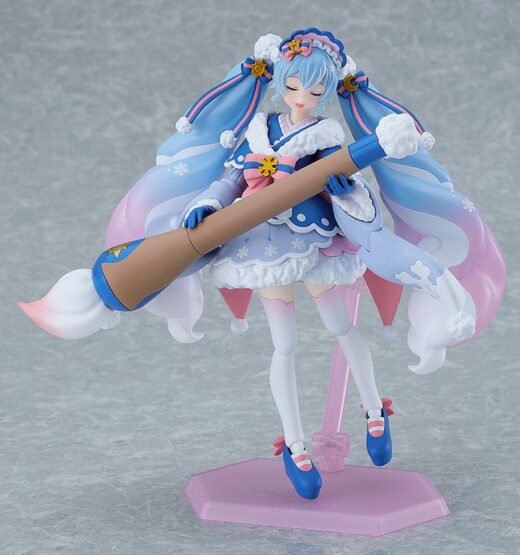Descubre el apasionante mundo de Figura Figma Snow Miku Serene Winter.