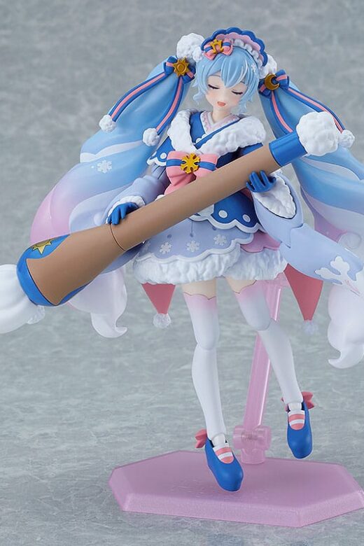 Descubre el apasionante mundo de Figura Figma Snow Miku Serene Winter.