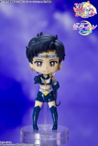Descubre el apasionante mundo de Figura Figuartsmini Sailor Star Fighter Cosmos.