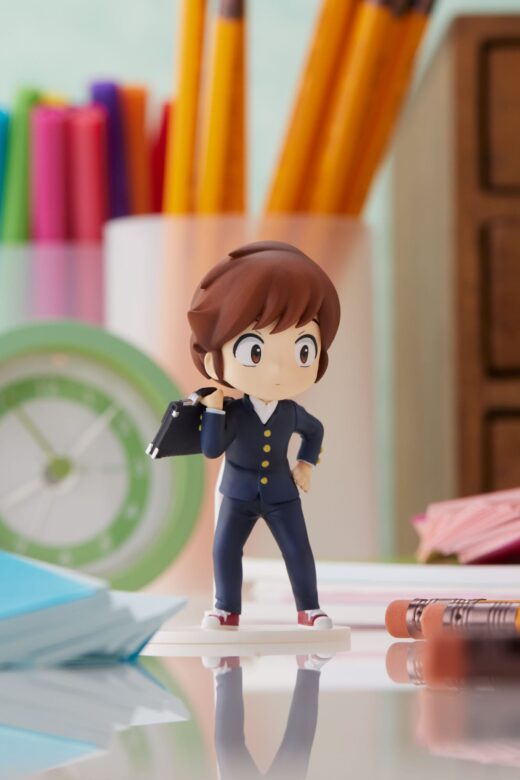 Descubre el apasionante mundo de Minifigura Urusei Yatsura Ataru Moroboshi.