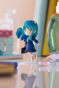 Descubre el apasionante mundo de Minifigura Urusei Yatsura Lum School uniform.