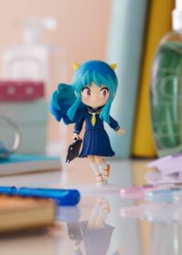 Descubre el apasionante mundo de Minifigura Urusei Yatsura Lum School uniform.