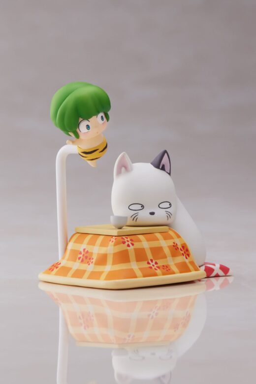 Descubre el apasionante mundo de Minifigura Urusei Yatsura Ten y Kotatsuneko.