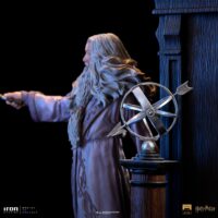 Descubre el apasionante mundo de Estatua Deluxe Albus Dumbledore Harry Potter.