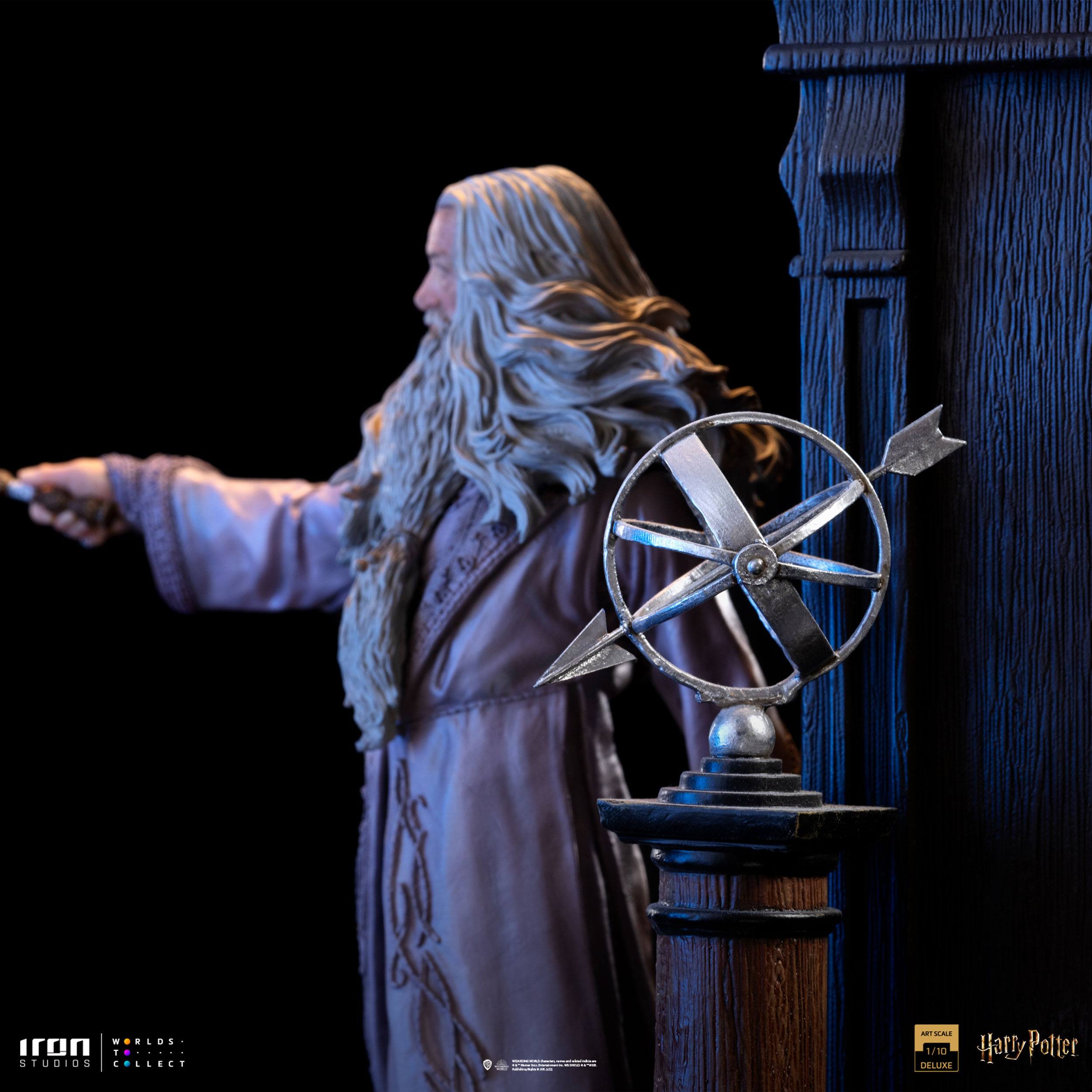 Descubre el apasionante mundo de Estatua Deluxe Albus Dumbledore Harry Potter.