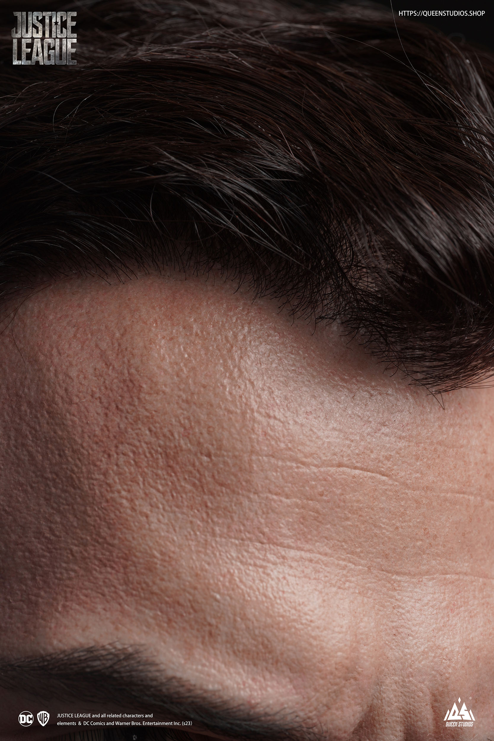 Descubre el apasionante mundo de Busto Superman Black Version 73 cm.