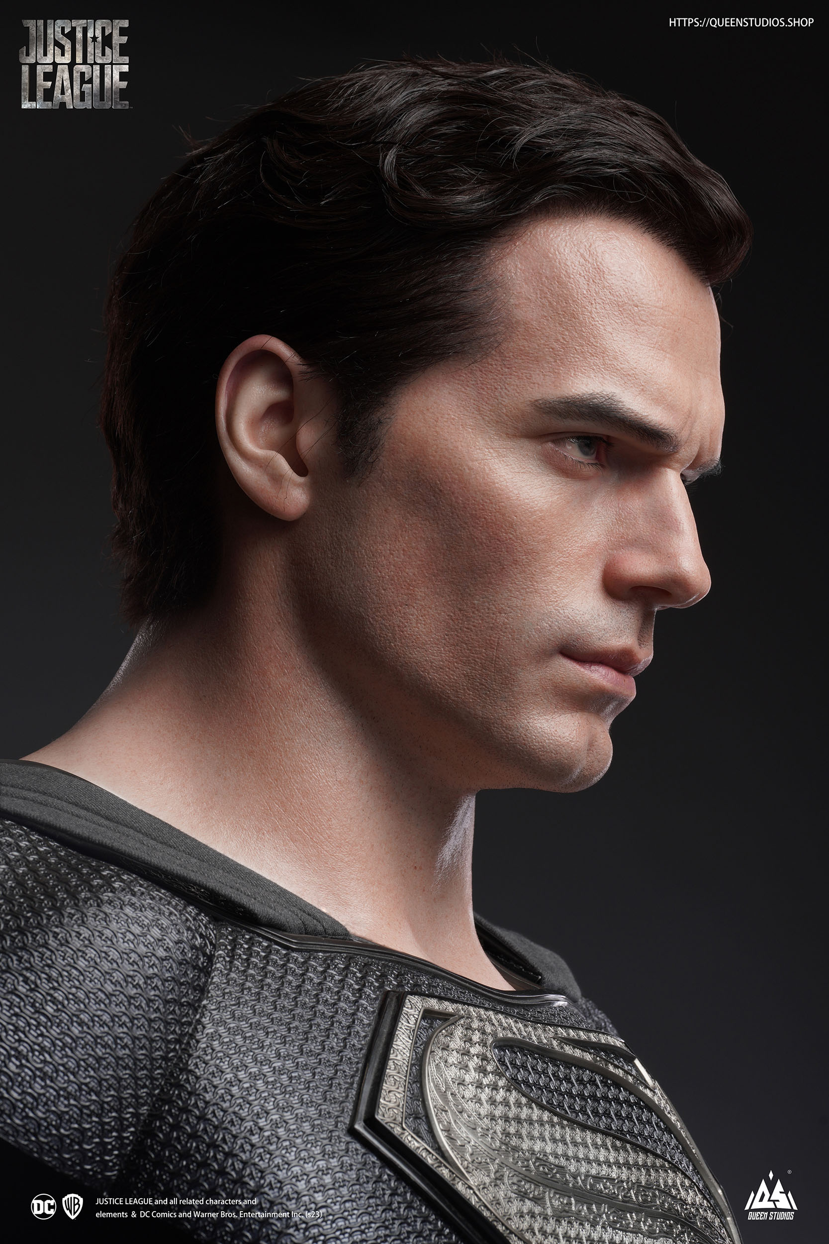 Descubre el apasionante mundo de Busto Superman Black Version 73 cm.