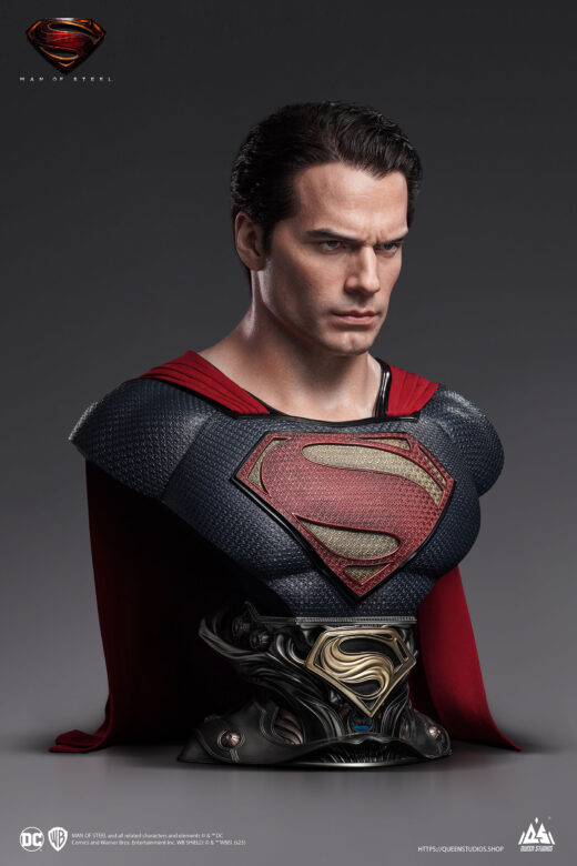 Descubre el apasionante mundo de Busto Superman Blue Version 73 cm.