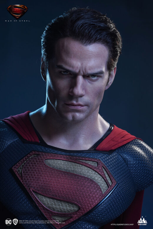 Descubre el apasionante mundo de Busto Superman Blue Version 73 cm.