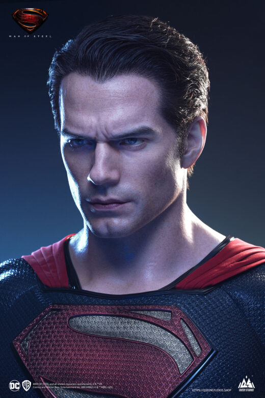 Descubre el apasionante mundo de Busto Superman Blue Version 73 cm.
