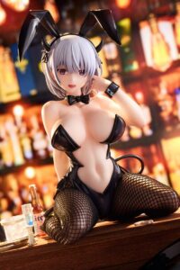 Descubre el apasionante mundo de Estatua Bunny Girl Lume by Suzuame Deluxe.