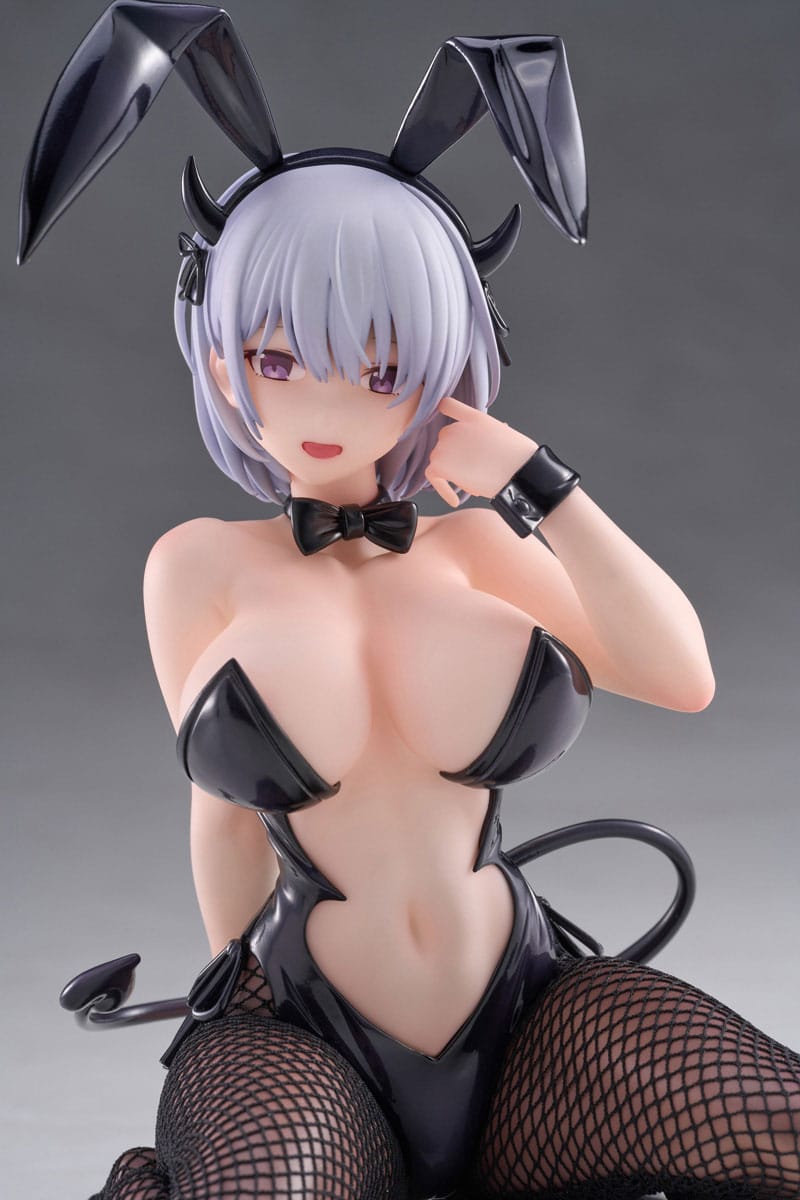 Descubre el apasionante mundo de Estatua Bunny Girl Lume by Suzuame Deluxe.