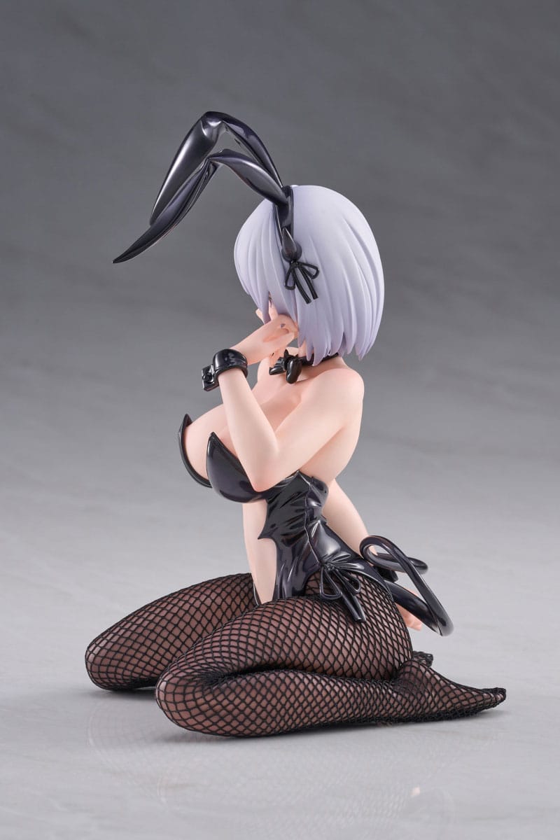 Descubre el apasionante mundo de Estatua Bunny Girl Lume by Suzuame Deluxe.
