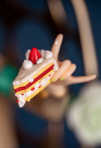 Descubre el apasionante mundo de Estatua Fairy Tale Another March Hare.