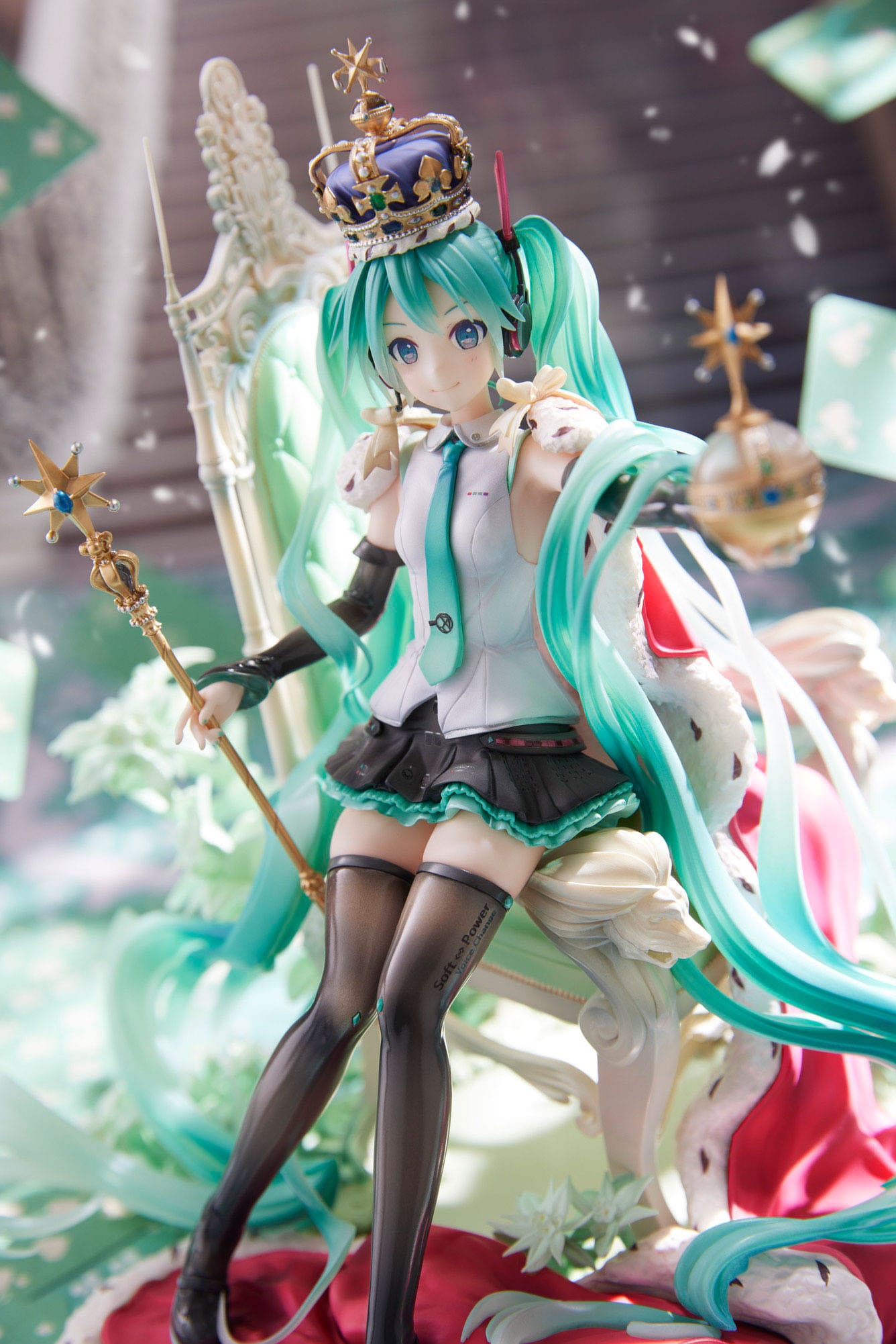 Descubre el apasionante mundo de Estatua Hatsune Miku 39s Special Day.
