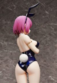 Descubre el apasionante mundo de Estatua Hisako Arato Bare Leg Bunny.