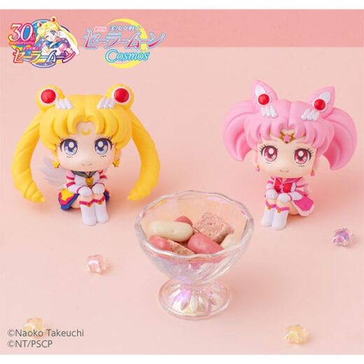 Descubre el apasionante mundo de Estatua Look Up Eternal Sailor Moon.