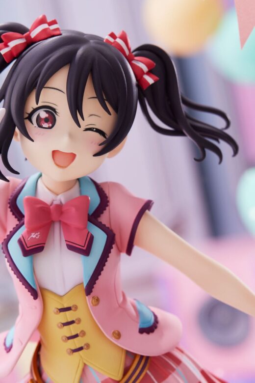 Descubre el apasionante mundo de Estatua Love Live Nico Yazawa.