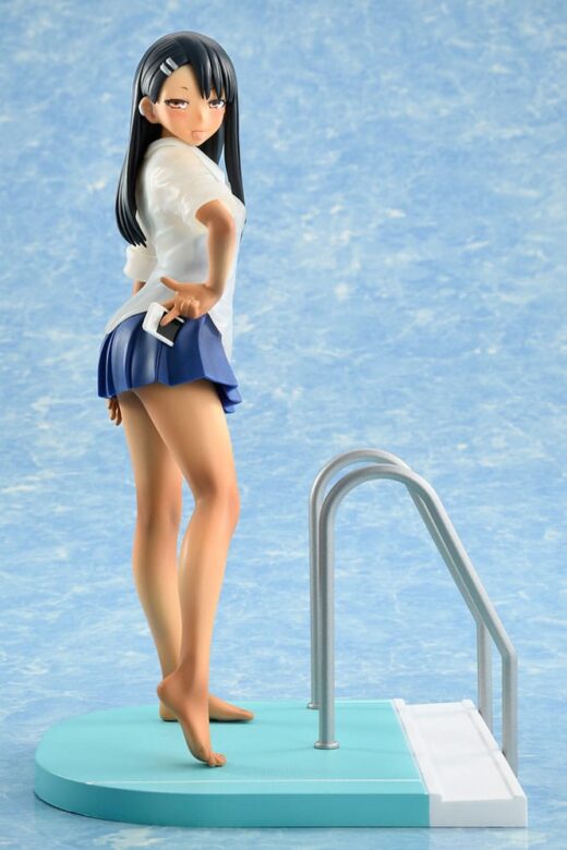 Estatua Miss Nagatoro 24 cm