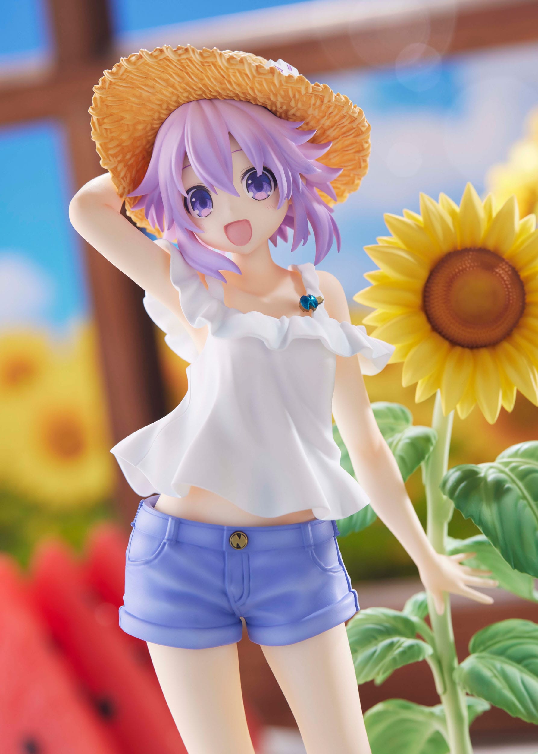 Descubre el apasionante mundo de Estatua Neptunia Summer Vacation LE.