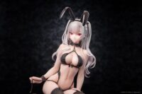 Descubre el apasionante mundo de Estatua Original Character Black Bunny Girl Tana.