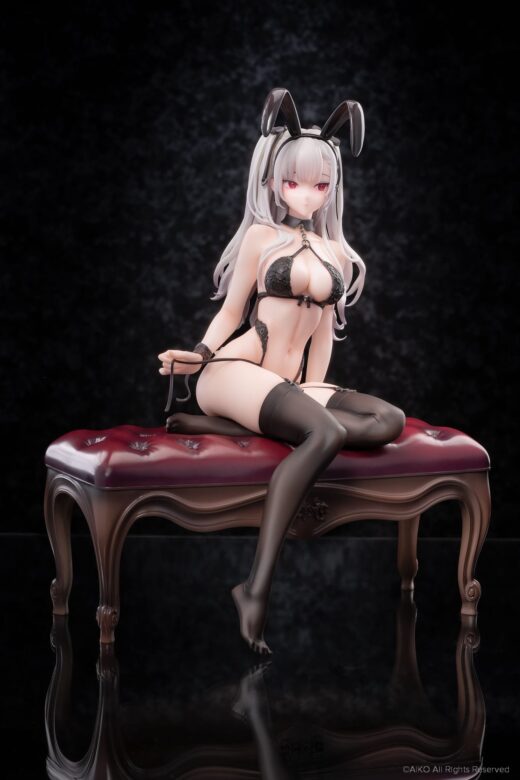 Descubre el apasionante mundo de Estatua Original Character Black Bunny Girl Tana.