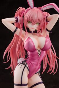 Descubre el apasionante mundo de Estatua Pink Twintail Bunny-chan Deluxe Version.
