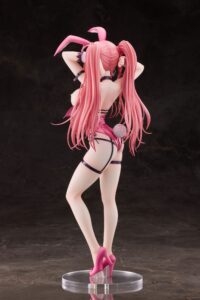Descubre el apasionante mundo de Estatua Pink Twintail Bunny-chan Deluxe Version.
