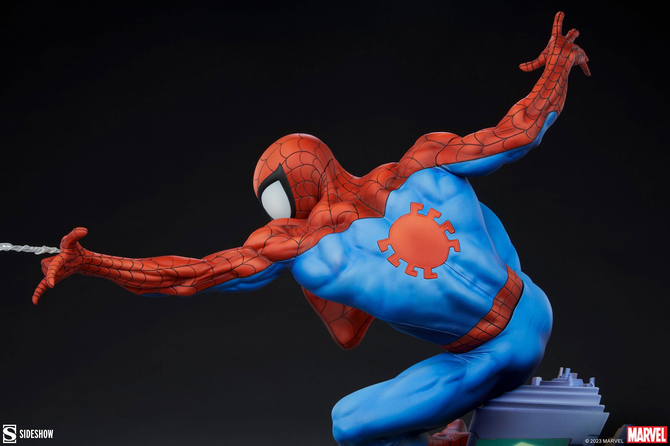 Descubre el apasionante mundo de Estatua Premium Format Spider-Man.