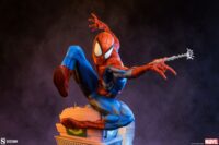 Descubre el apasionante mundo de Estatua Premium Format Spider-Man.