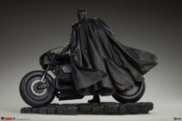 Descubre el apasionante mundo de Estatua Premium Format The Batman.