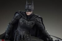 Descubre el apasionante mundo de Estatua Premium Format The Batman.